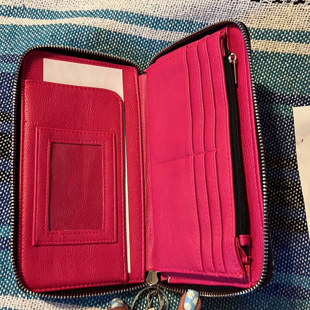 Betsey Johnson Large Wallet - Picture 4 of 5